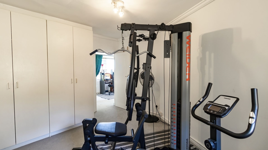 4 Bedroom Property for Sale in Rome Glen Western Cape